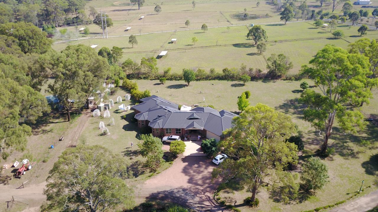 Tajmabarn Fullcircle Farm 6 Roundhill Rd Wilton Bed & Breakfast Exterior photo